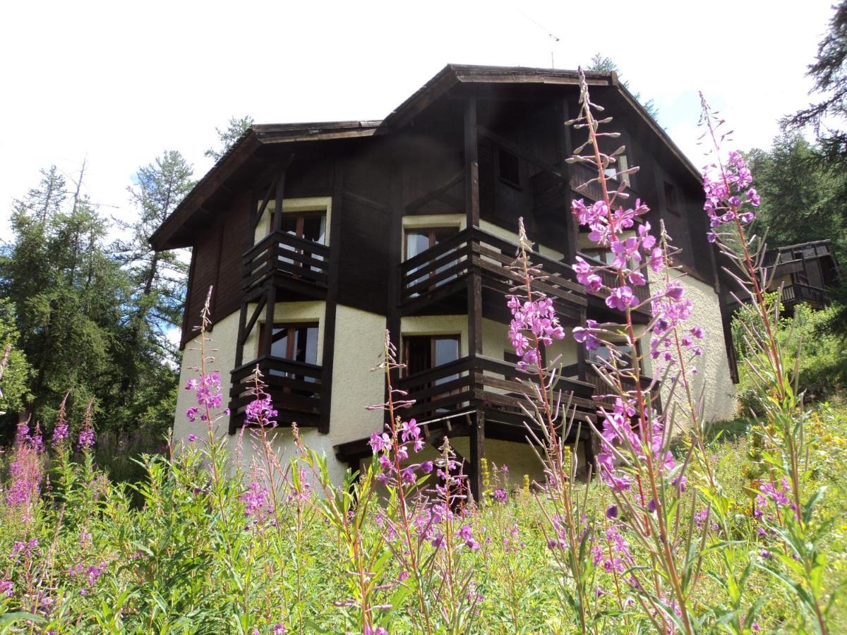Chalet Les Arolles Les Orres Exteriör bild
