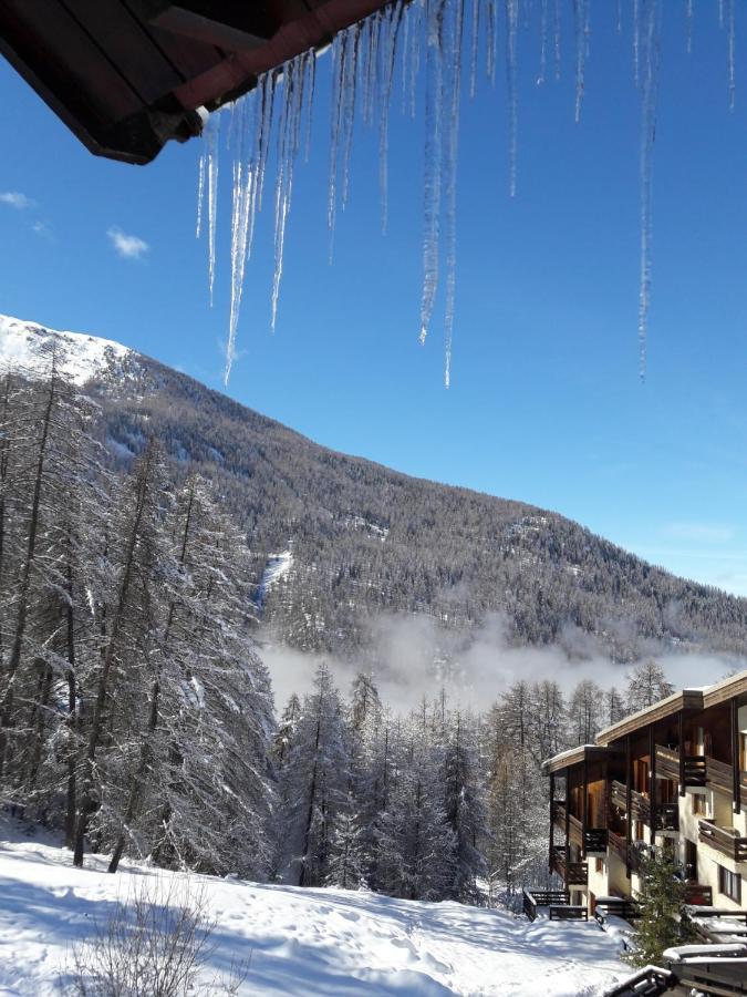 Chalet Les Arolles Les Orres Exteriör bild